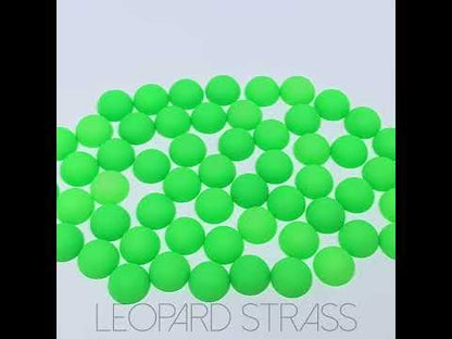 Neon Pearl : Matt Green