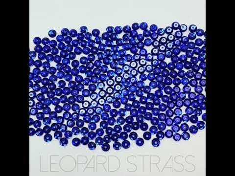 Sapphire : Classico Sew-On Rhinestone